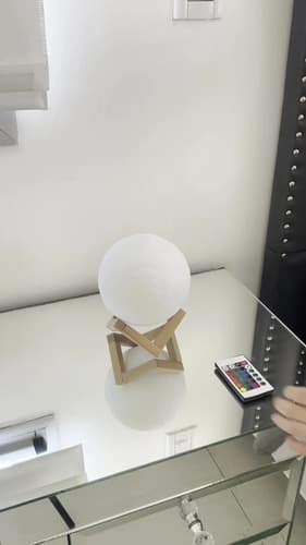 Lampara Luna Velador Led Táctil Recargable Usb Moonlamp — imagen 2
